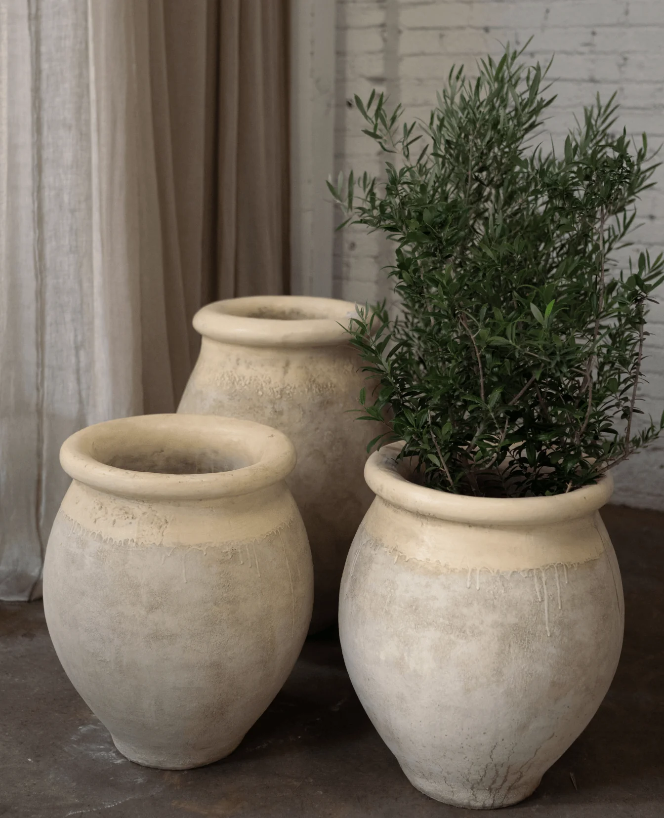 Cast Aubergine Jar - Image 5