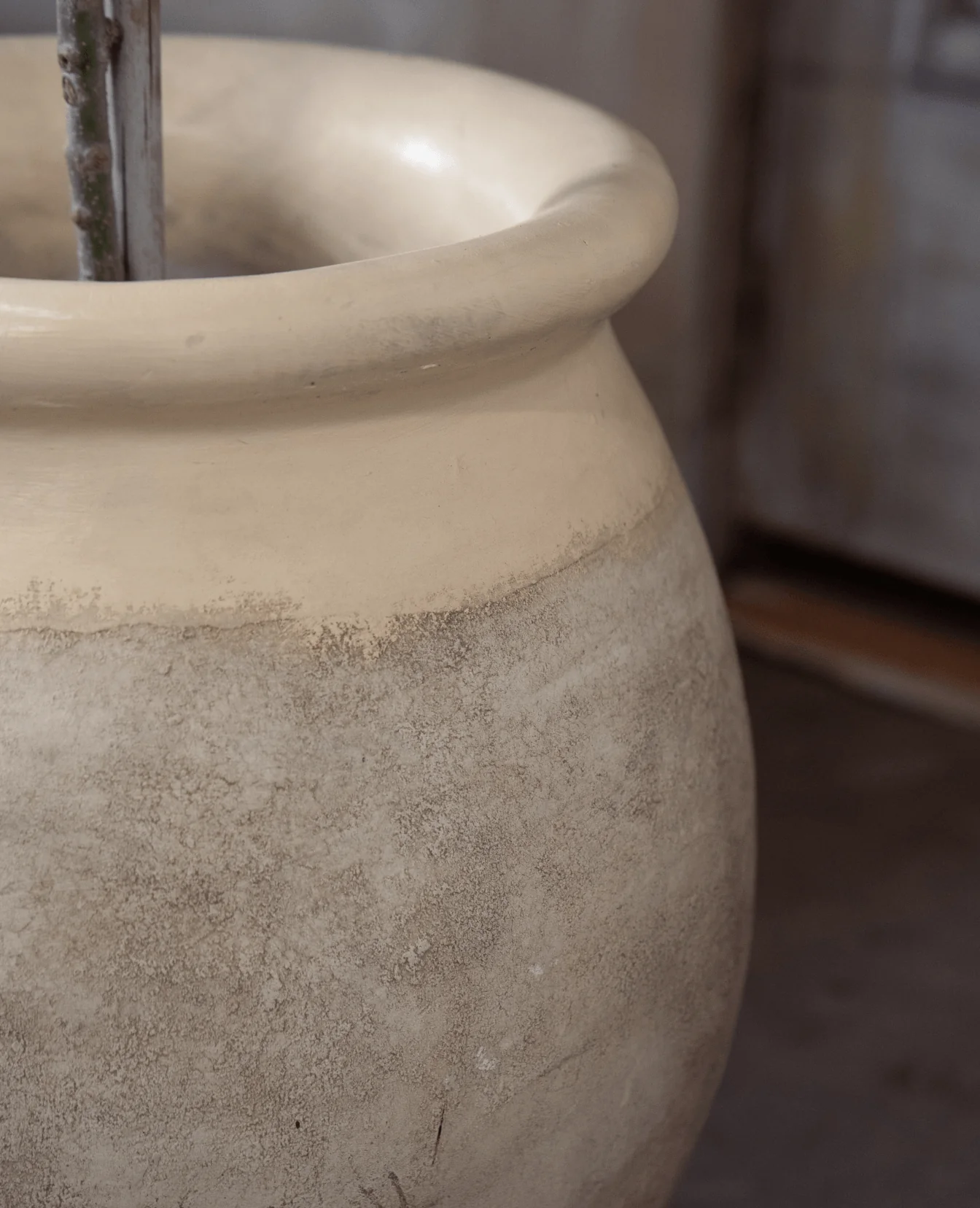 Cast Aubergine Jar - Image 6