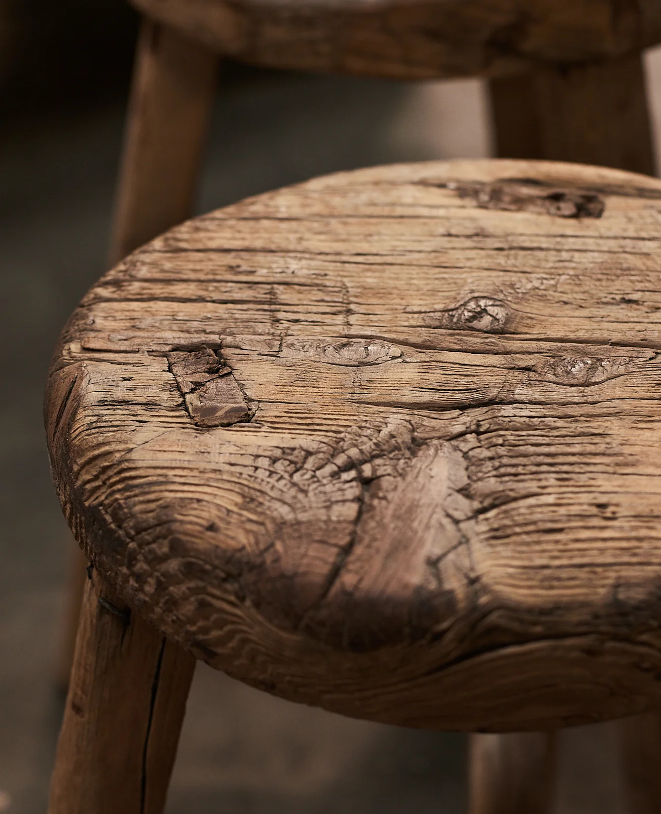 Round Elm Stool - Image 7