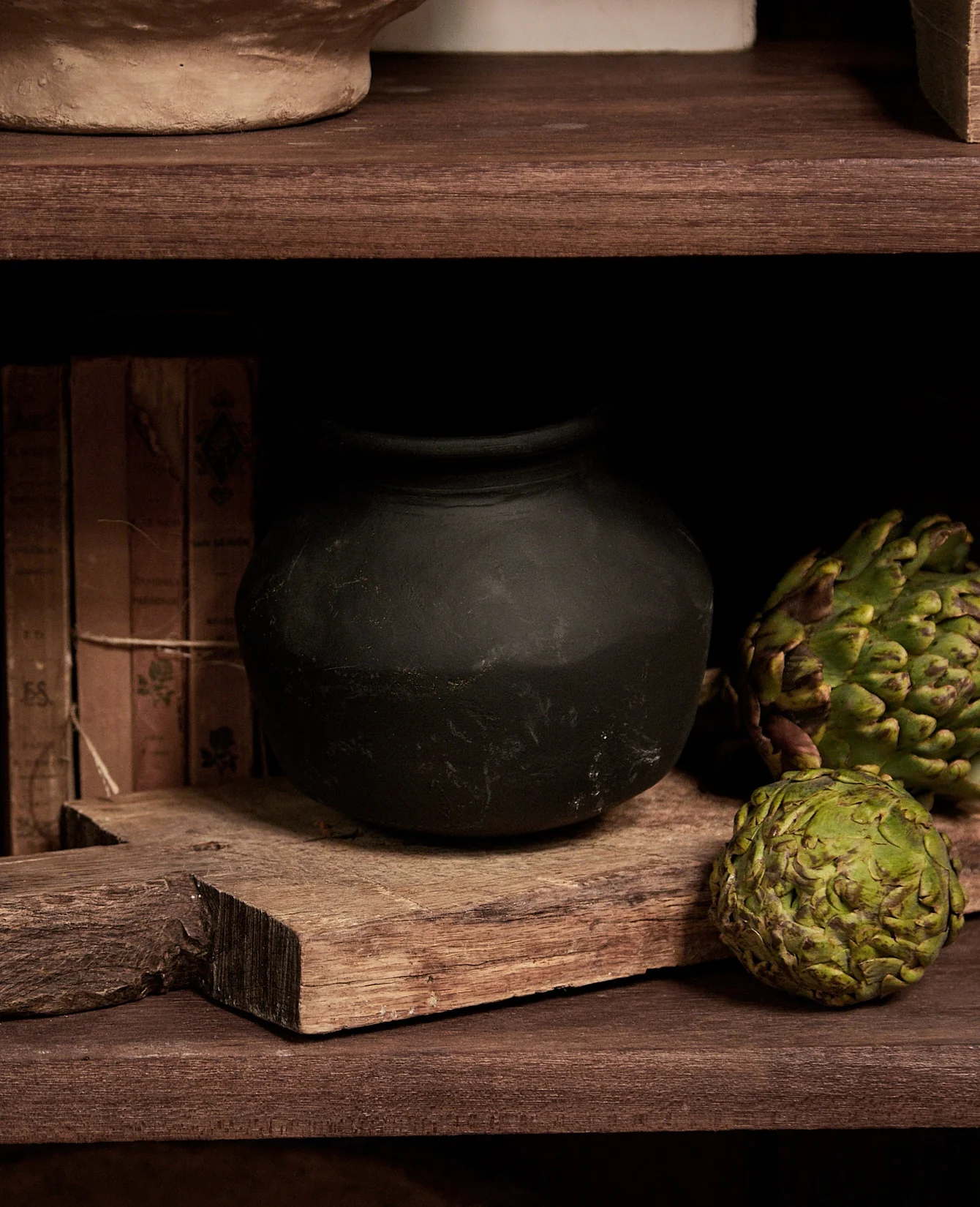 Clay Vessel - Black - Image 3