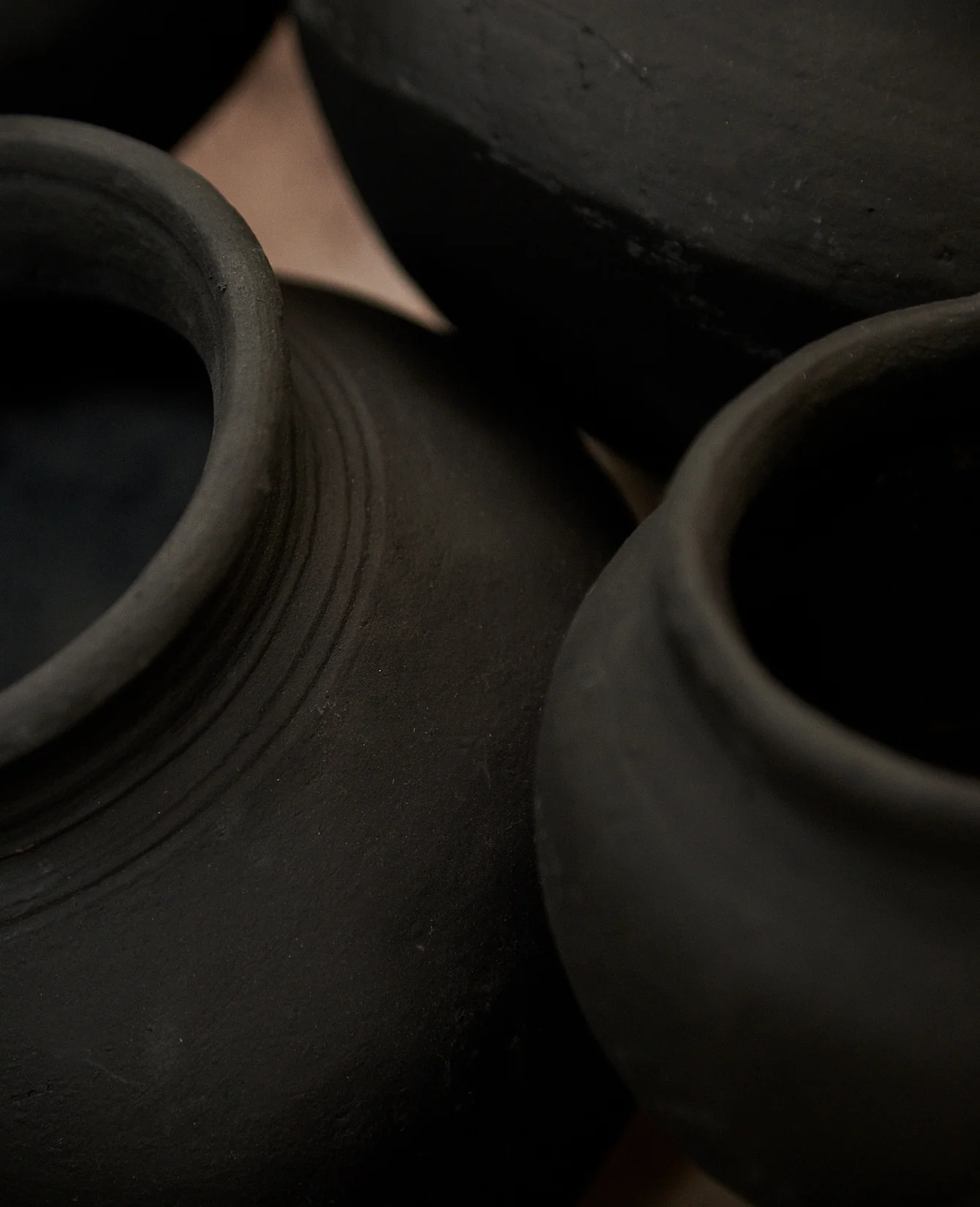 Clay Vessel - Black - Image 5
