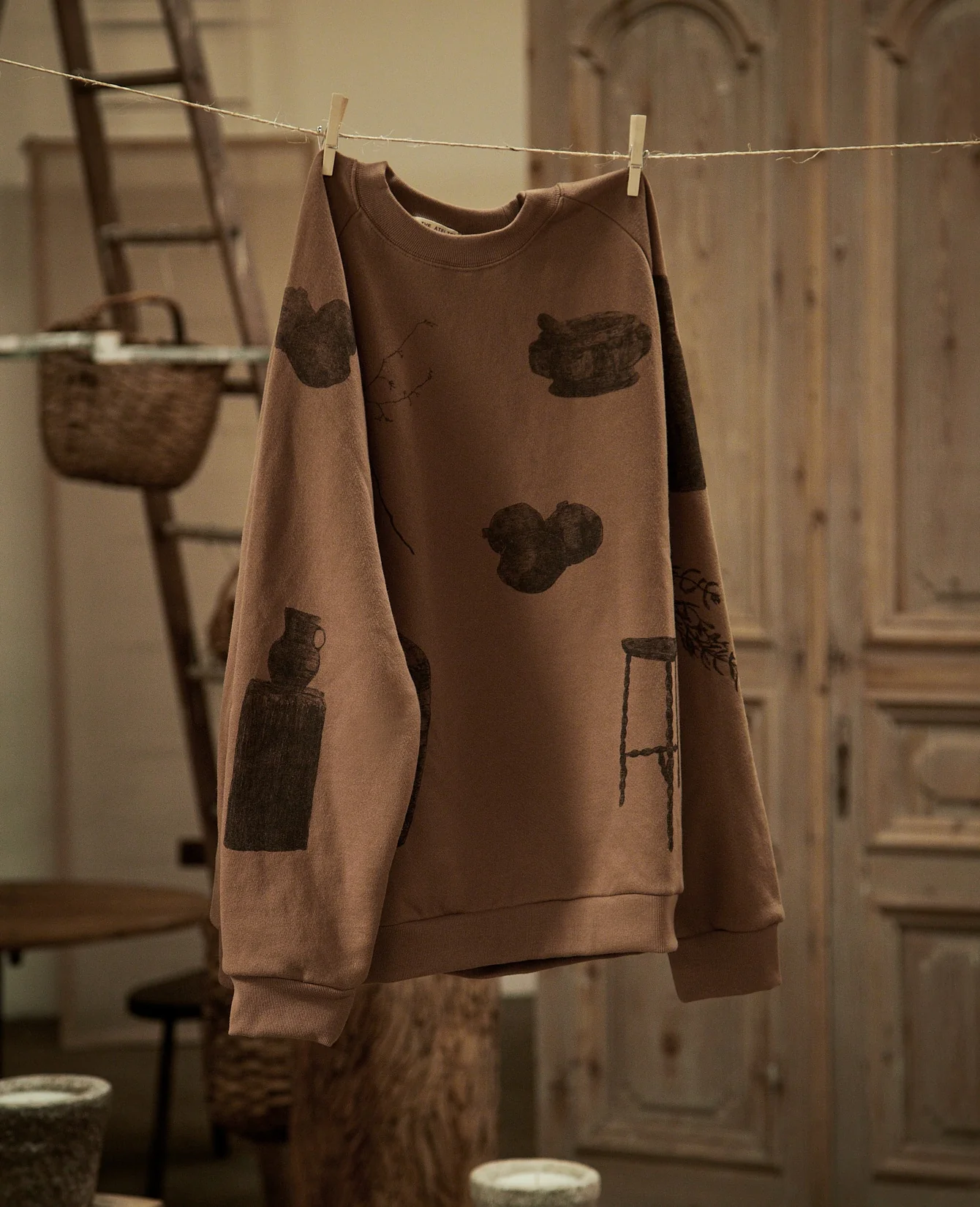 The Old Soul Crewneck - Image 4